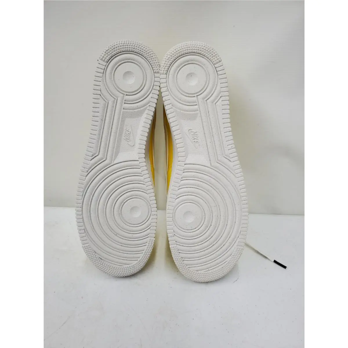 Nike shoes - DO9786700 - DO9786 700 - Yellow 7