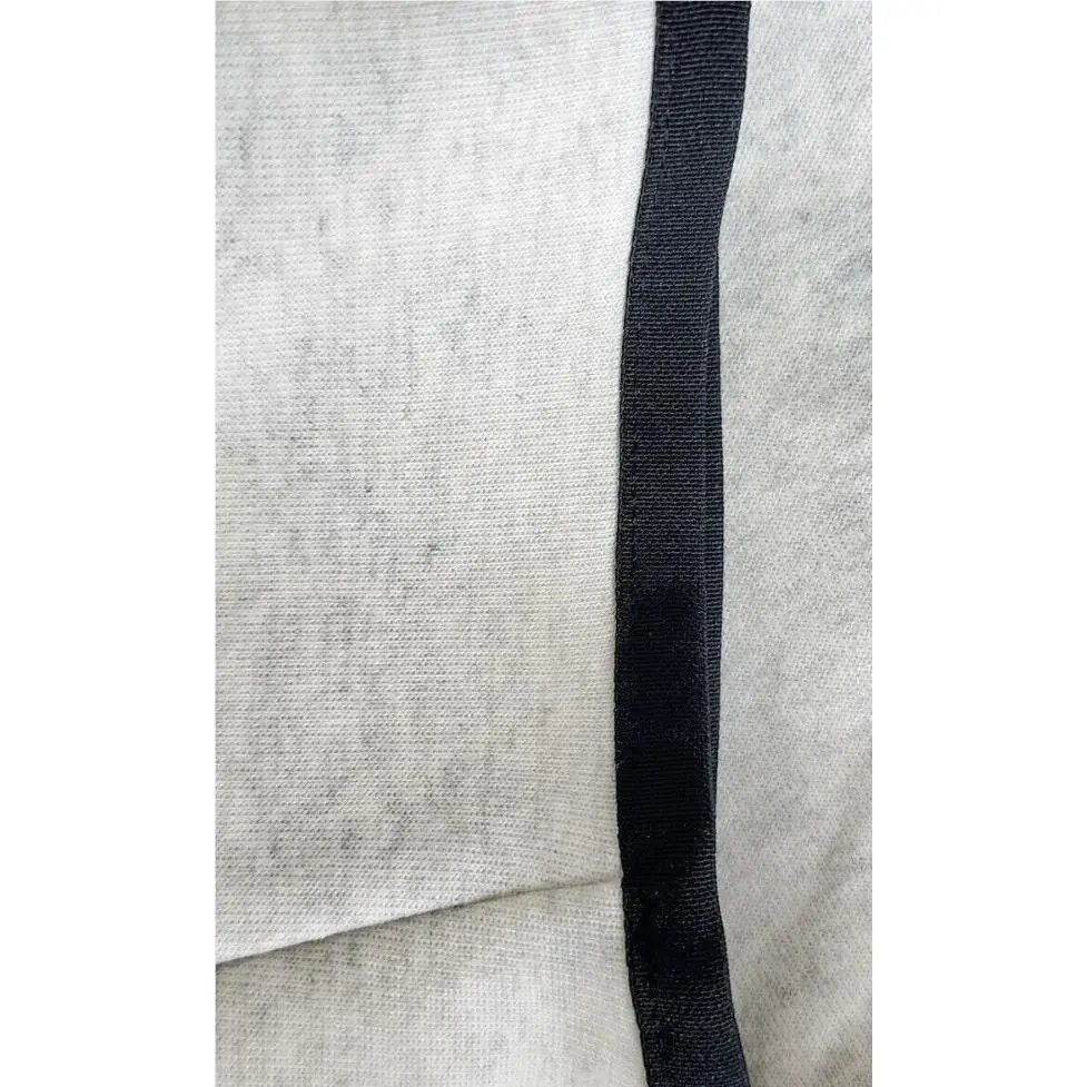 Nike clothing - Gray (UPC: 0195870218669) 1