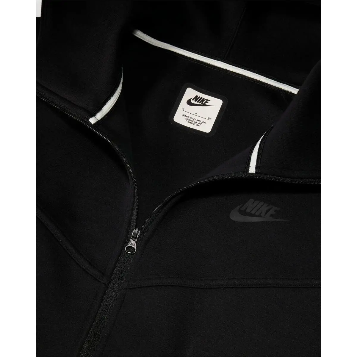 Nike clothing - Black (UPC: 196609025701) 3