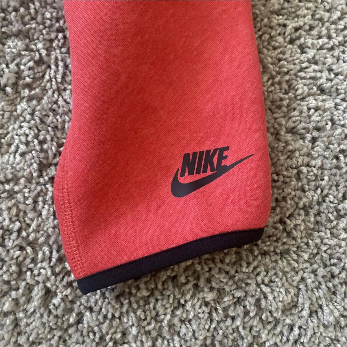 Nike clothing - FB7998-672 - FB7998-672 - Red 2