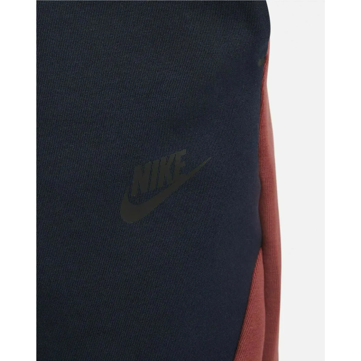 Nike clothing - Cedar, Obsidian 3