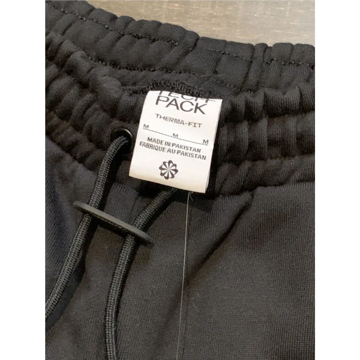 Nike clothing - Black 4