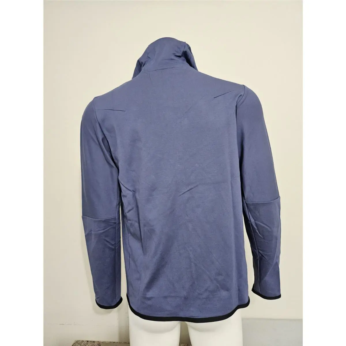 Nike clothing - Blue (UPC: 196607384565) 1