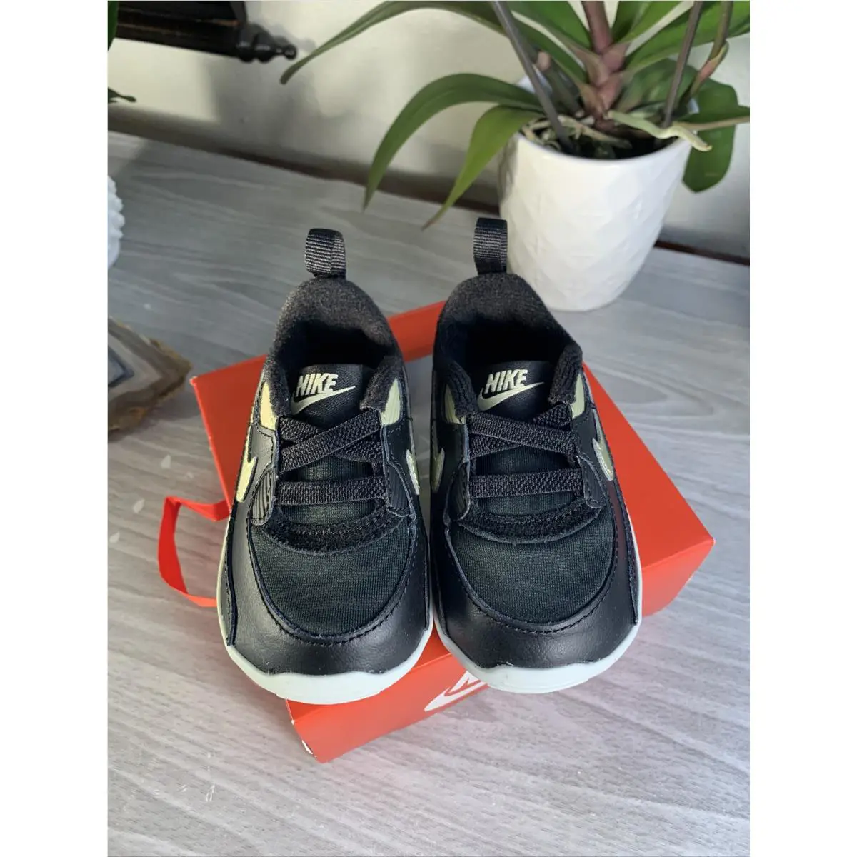 Nike shoes - Nike Air Max 90 Crib (CB) - Black, Manufacturer: Black/Gold 2