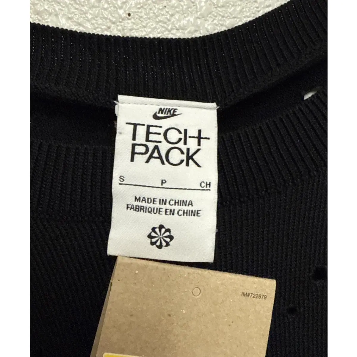 Nike clothing - Nike Tech Sweater - Tech Sweater - FN2612010 - Black 0
