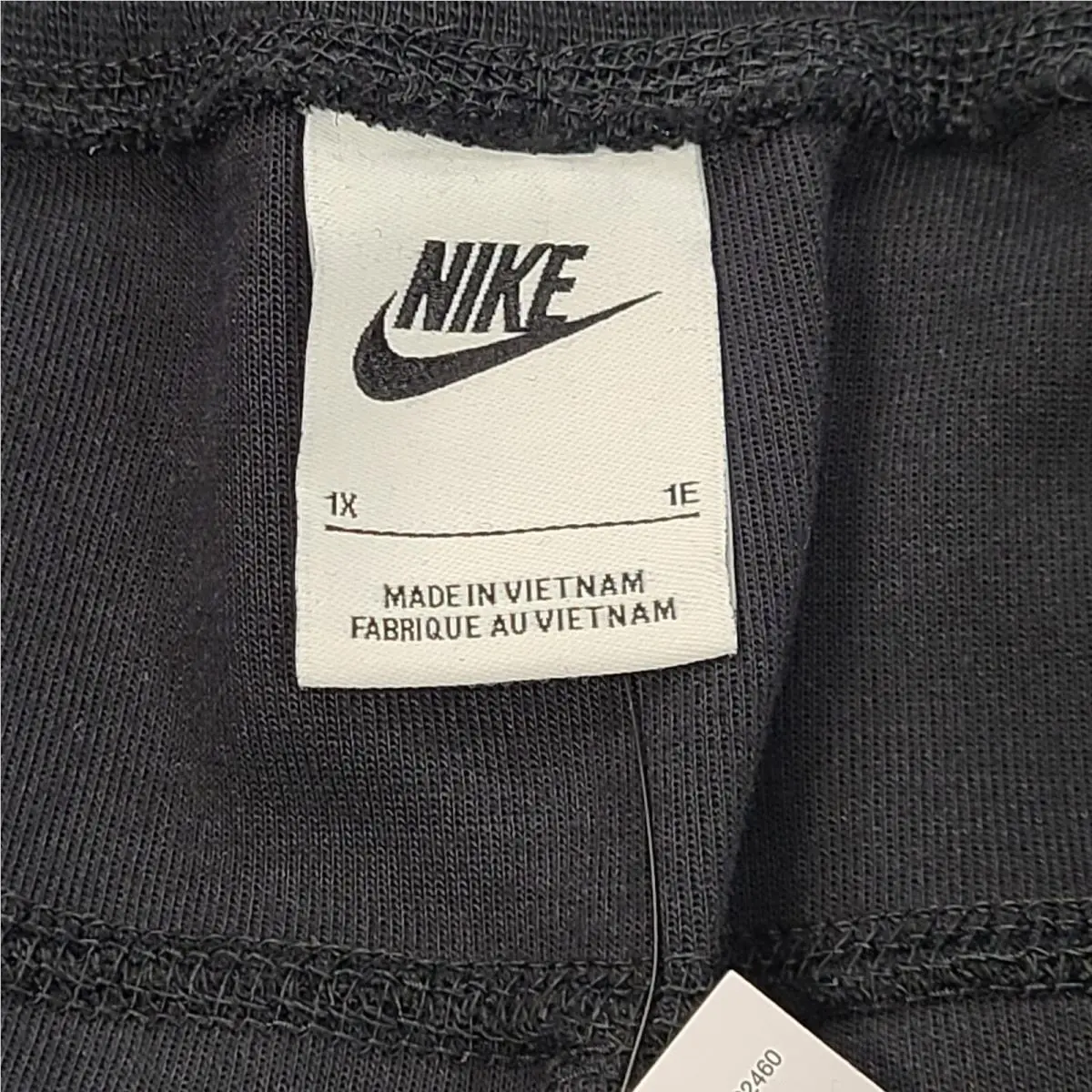 Nike clothing - Black 5