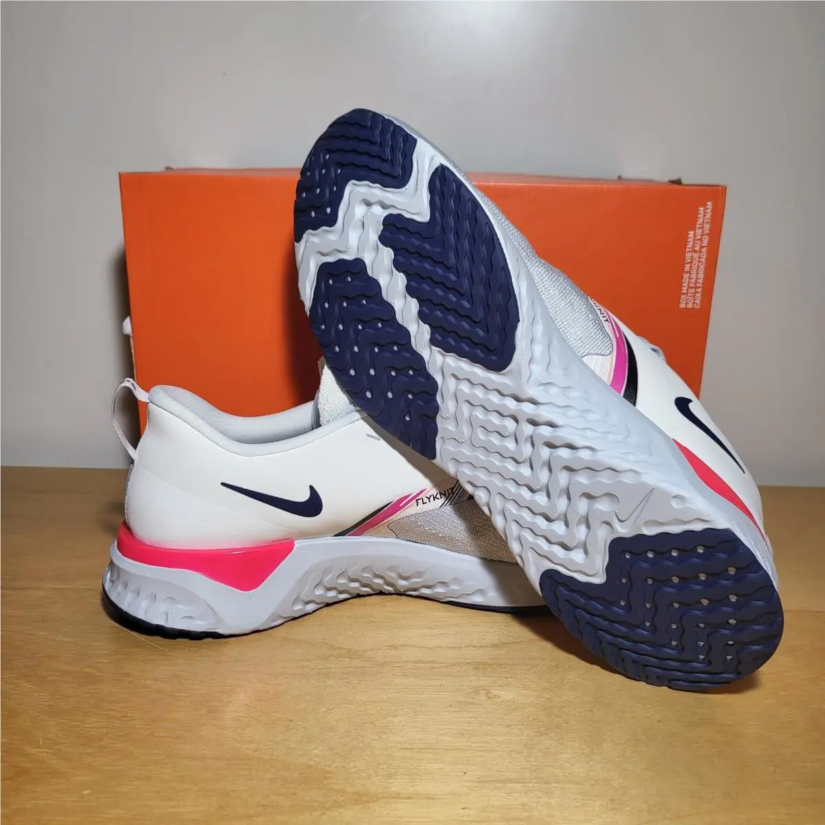 Nike shoes - Nike Odyssey React - Odyssey React - AV2608-146 - White, Manufacturer: White (UPC: 885176966066) 4