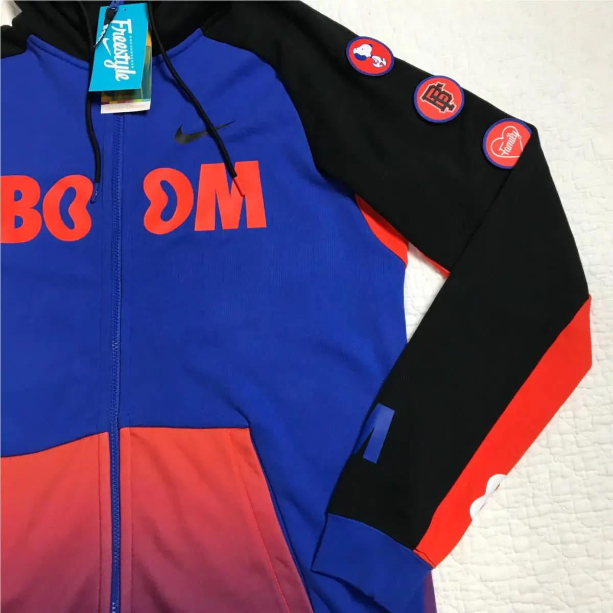 Nike clothing - Multicolor, Manufacturer: Blue, Orange, Black 2