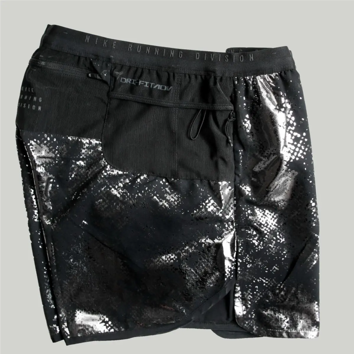 Nike clothing - Nike Running Division - Running Division - FN3377-010 - Black (UPC: 196975999750) 4