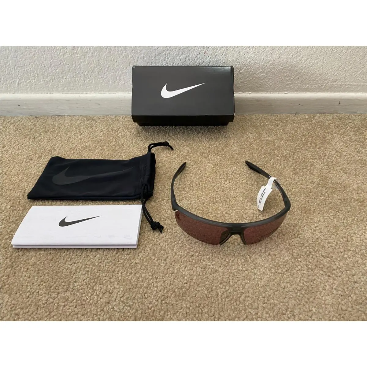 Womens Nike Gale CW4669-021 Force Sunglasses Nike Road Tint Lens W/tags Box