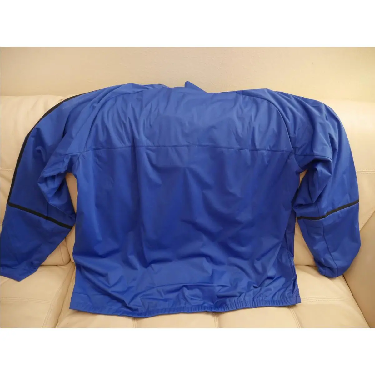 Nike clothing - Blue (UPC: 887231595259) 0