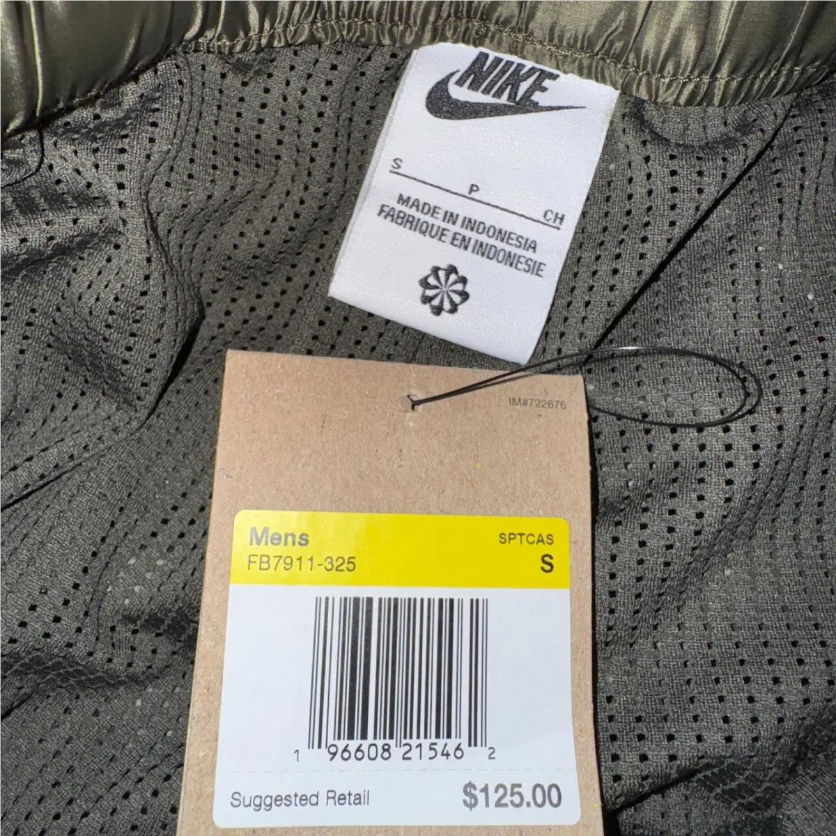 Nike clothing - FB7911325 - FB7911325 - Green (UPC: 0196608215509) 7