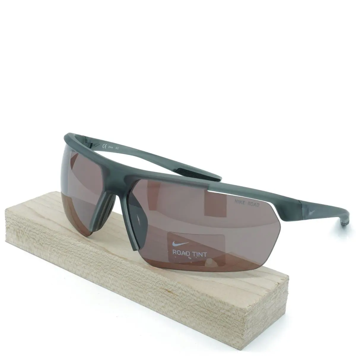 CW4669-021 Mens Nike Gale Force Sunglasses - Frame: Gray