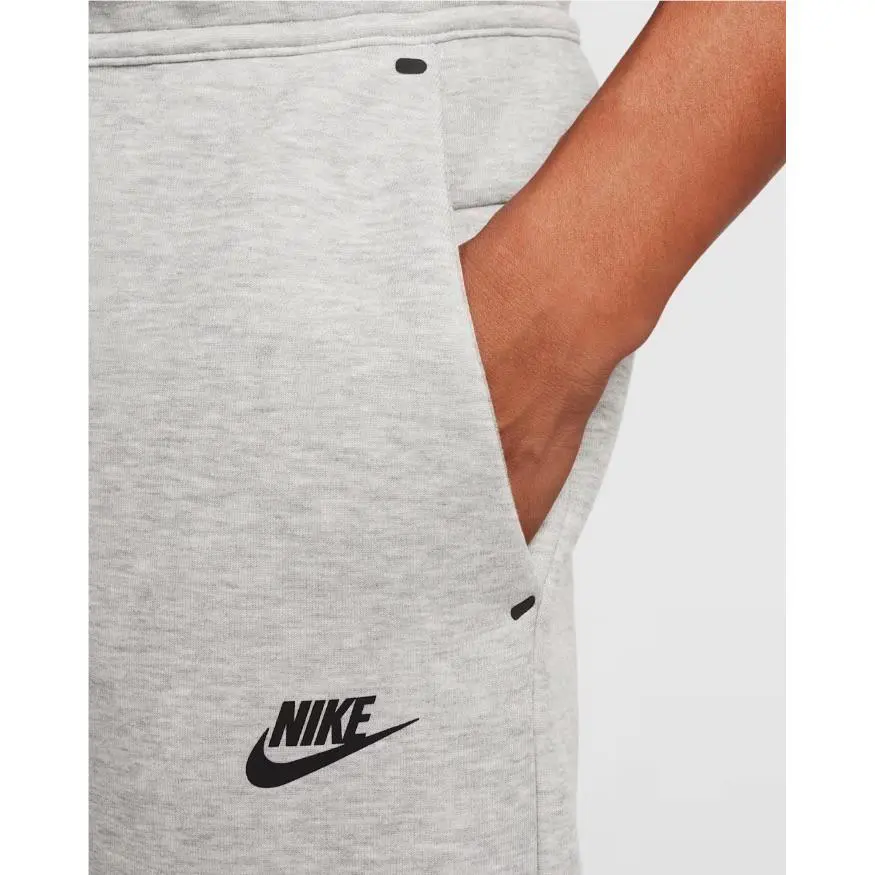Nike clothing - HV0959-063 - HV0959-063 - Gray (UPC: 197602883459) 1