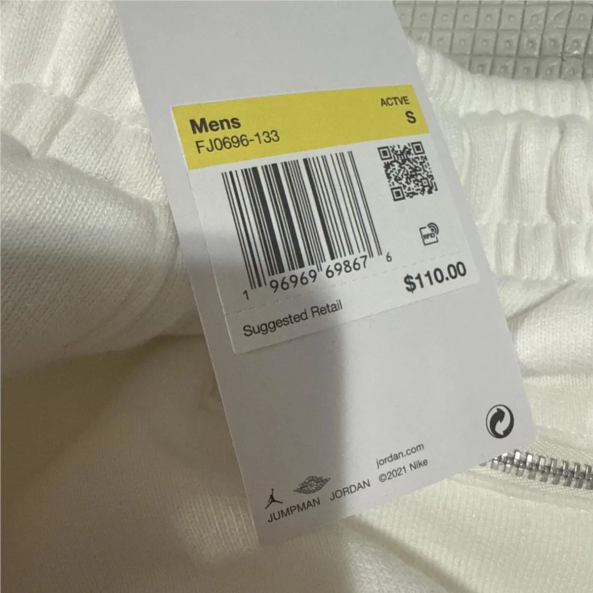 Nike clothing - FJ0696133 - FJ0696133 - Sail (UPC: 196970075206) 5