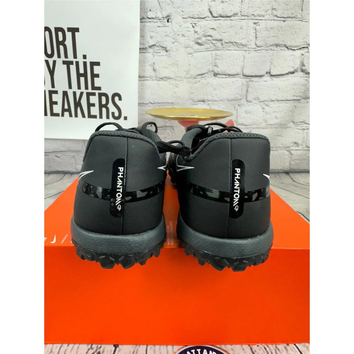 Nike shoes - Black 2