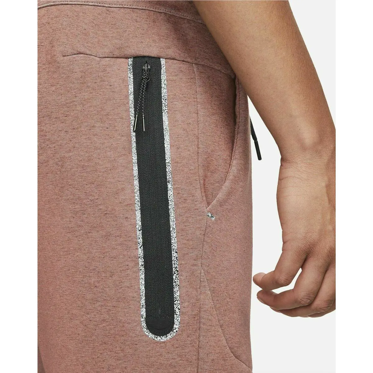 Nike clothing - Sportswear Tech - Sportswear Tech - Red 1