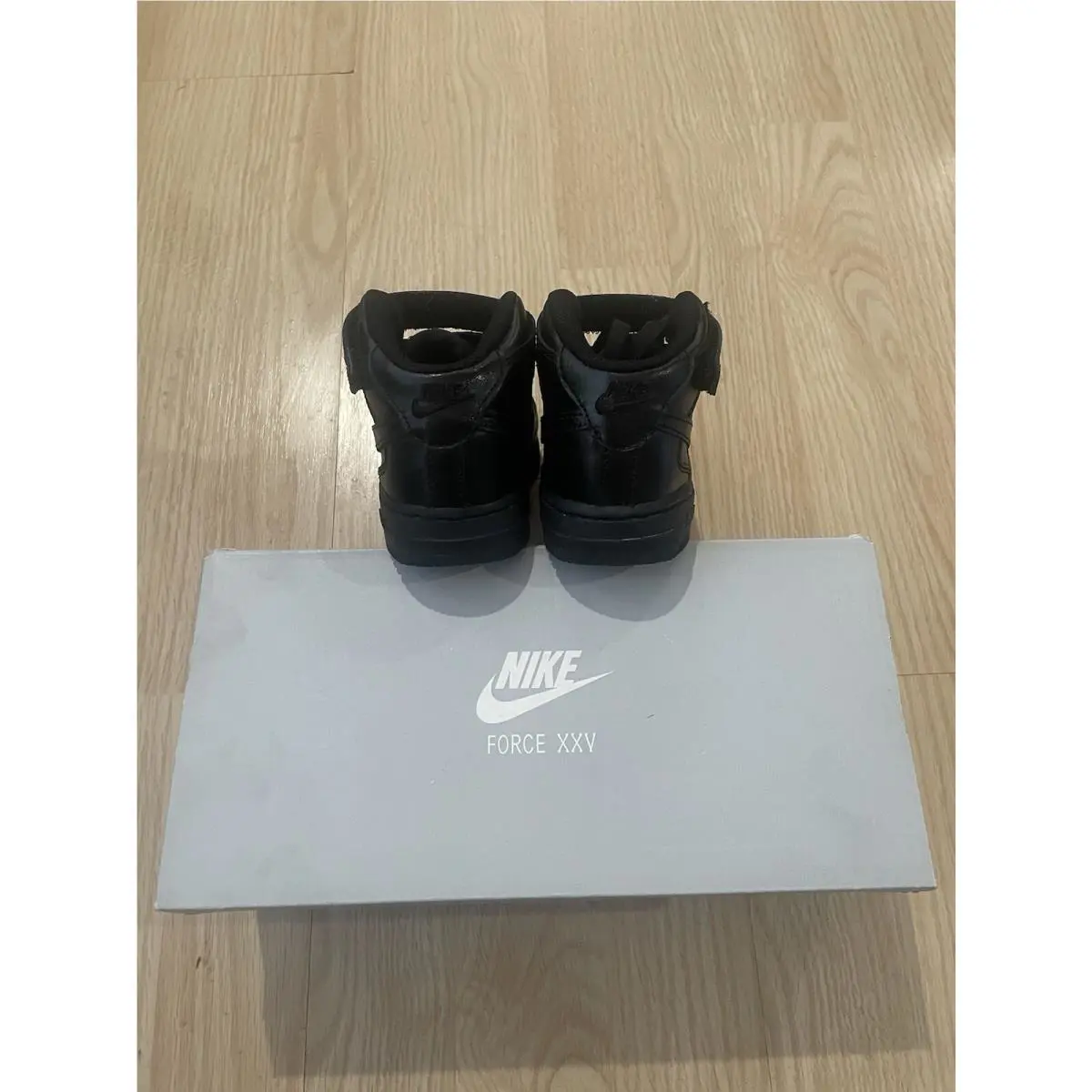 Nike shoes - Nike Air Force 1 - Air Force - Black 5