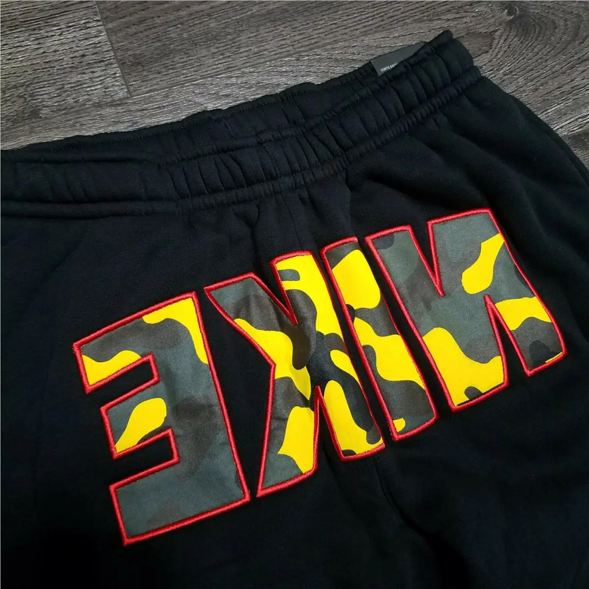 Nike clothing - DC 2745 - 010 - Black 1