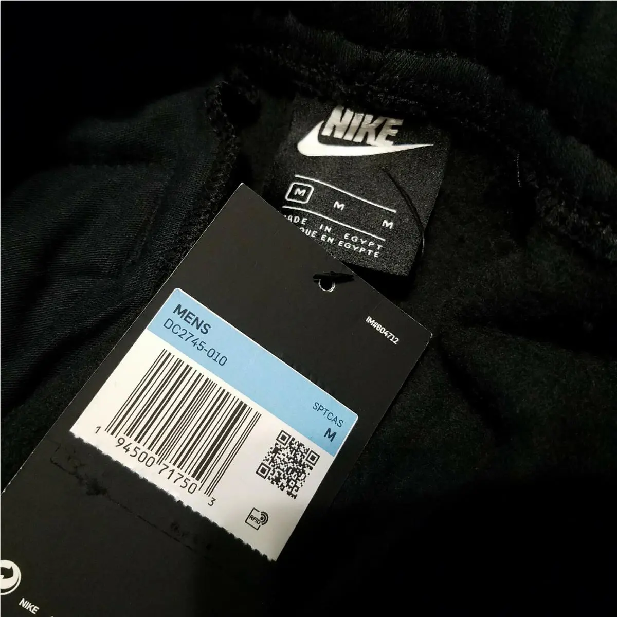 Nike clothing - DC 2745 - 010 - Black 3