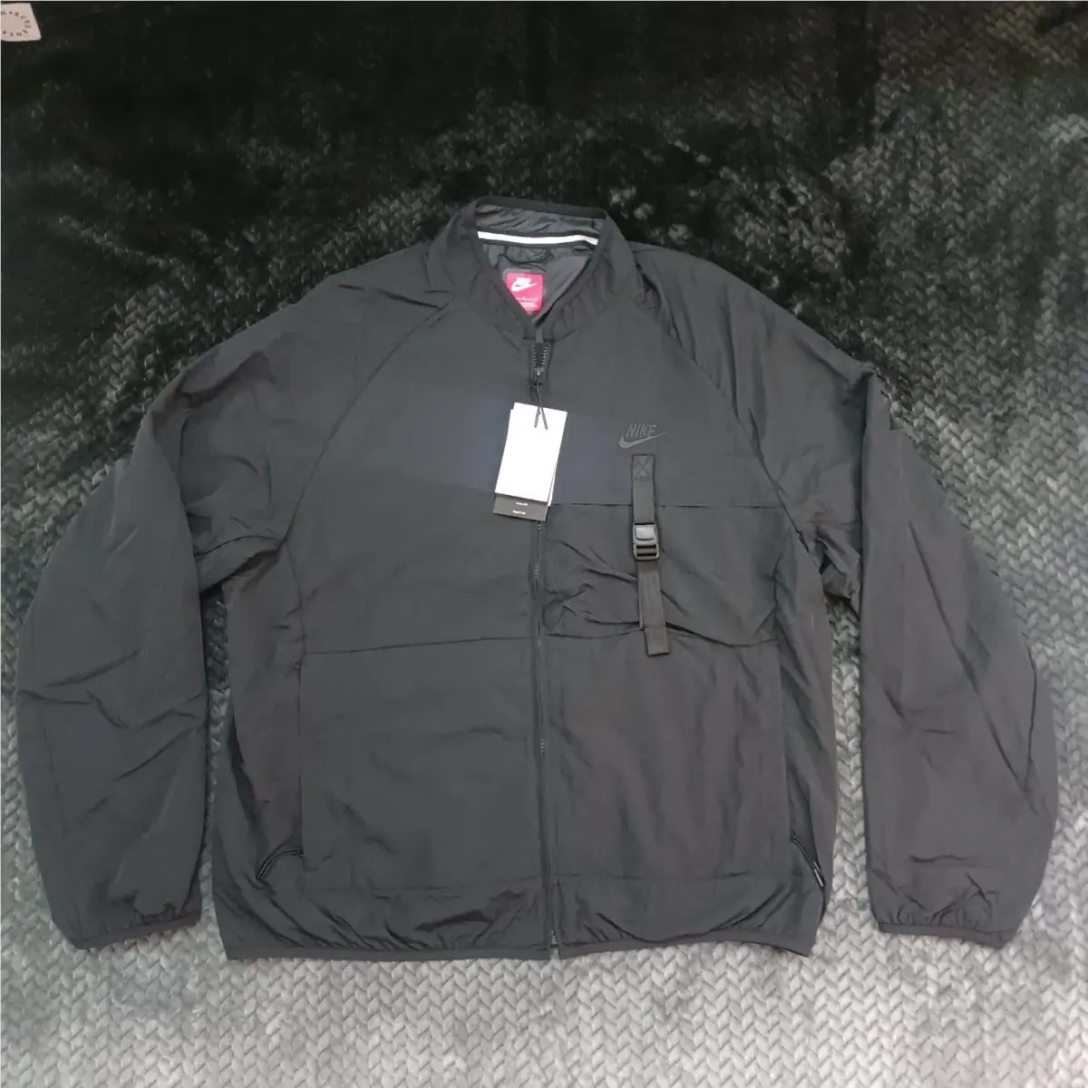 Nike Sportswear Tech Woven Cargo Windbreaker Jacket FZ0750-010 Men`s Size Large