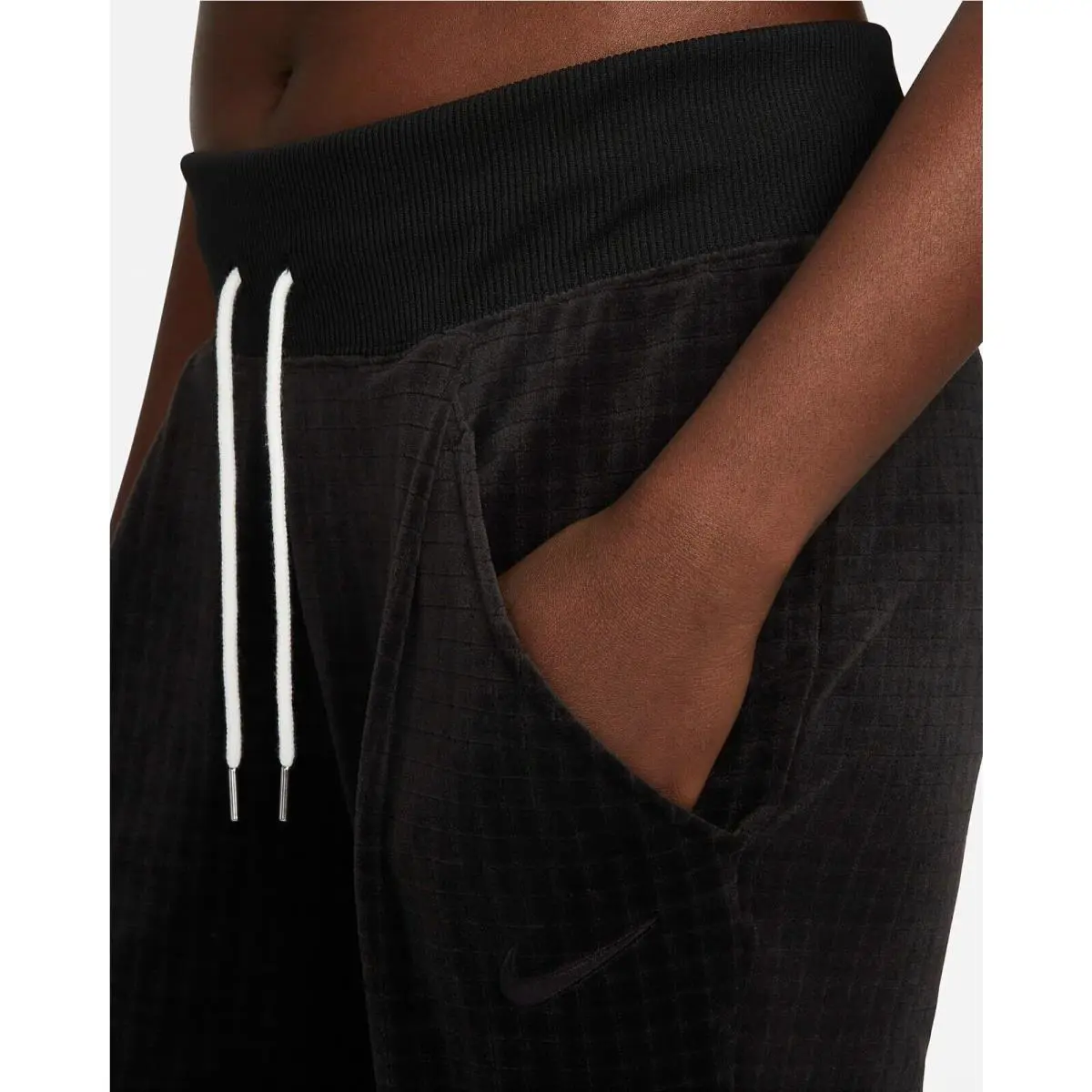 Nike clothing - Black (UPC: 196153419742) 1