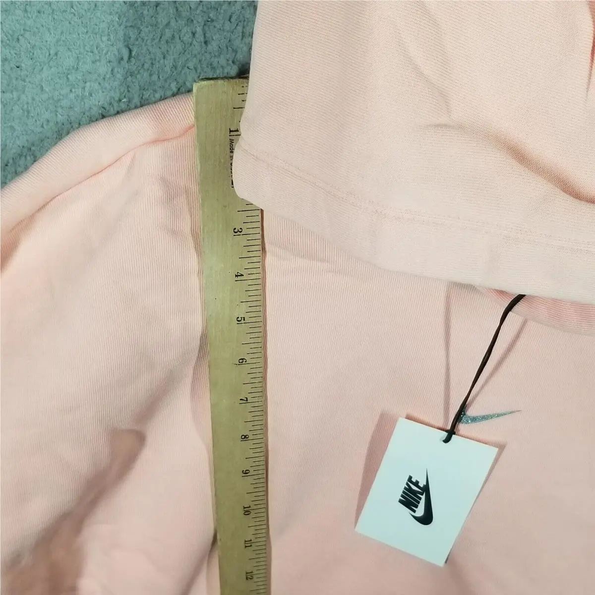 Nike clothing - Bleached Coral 2
