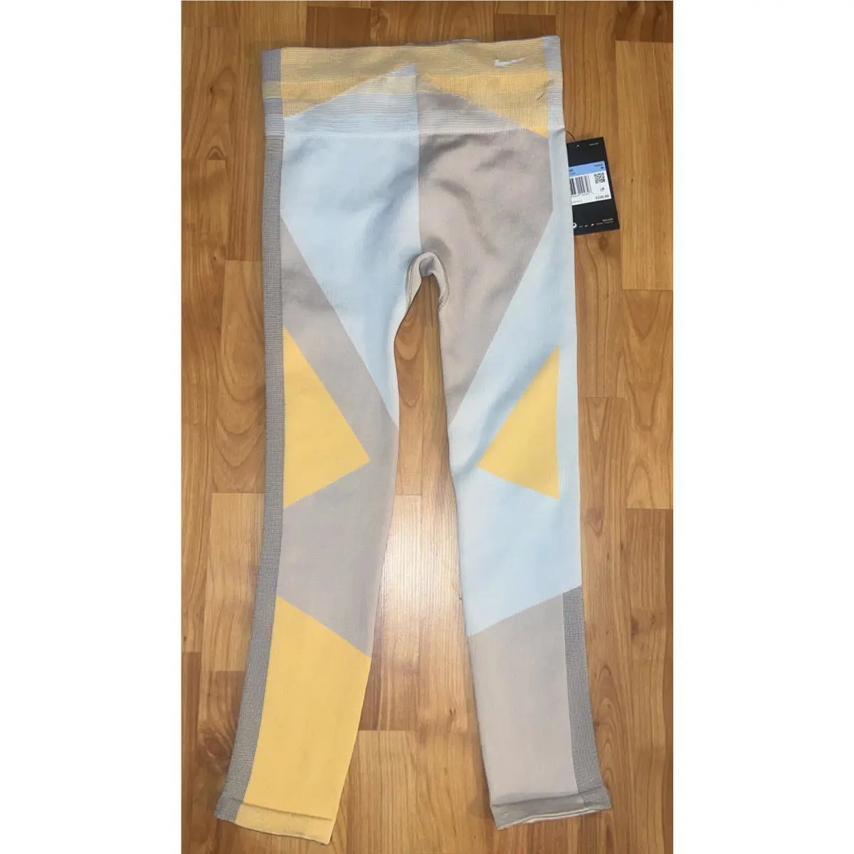 Nike clothing - Multicolor (UPC: 193659102826) 5
