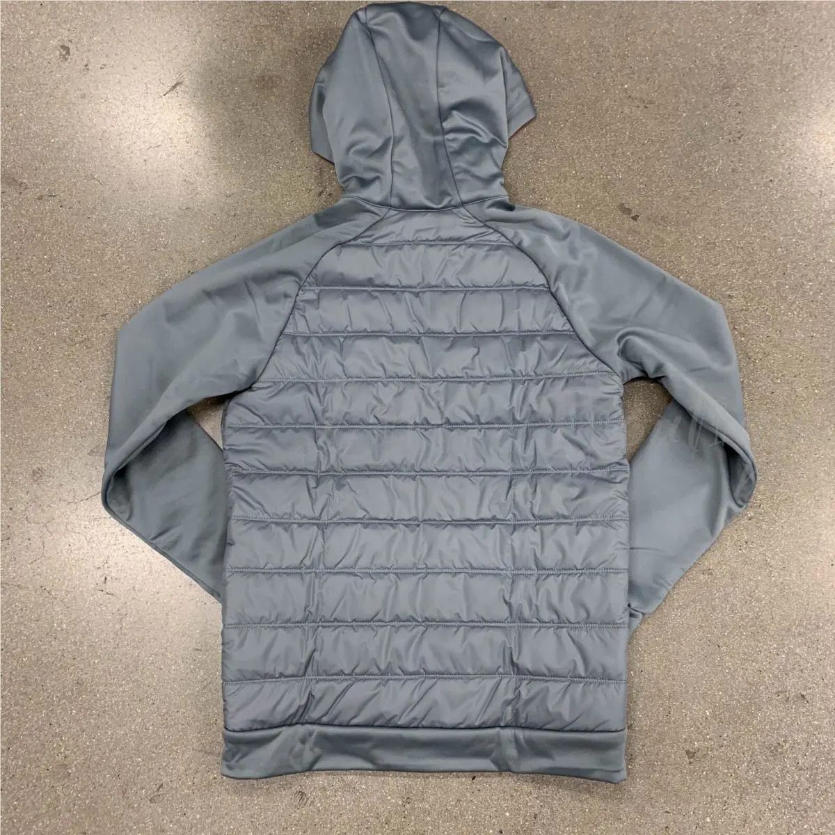 Nike clothing - Grey (UPC: 676556835771) 0