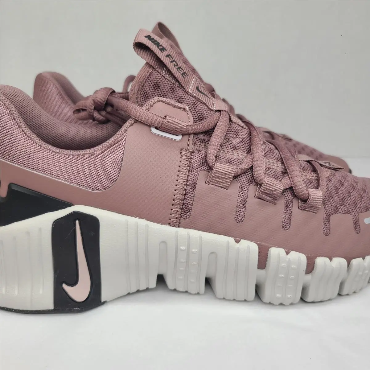 Nike shoes - Women`s Nike Free Metcon 5 - DV3950-201 - Pink 3