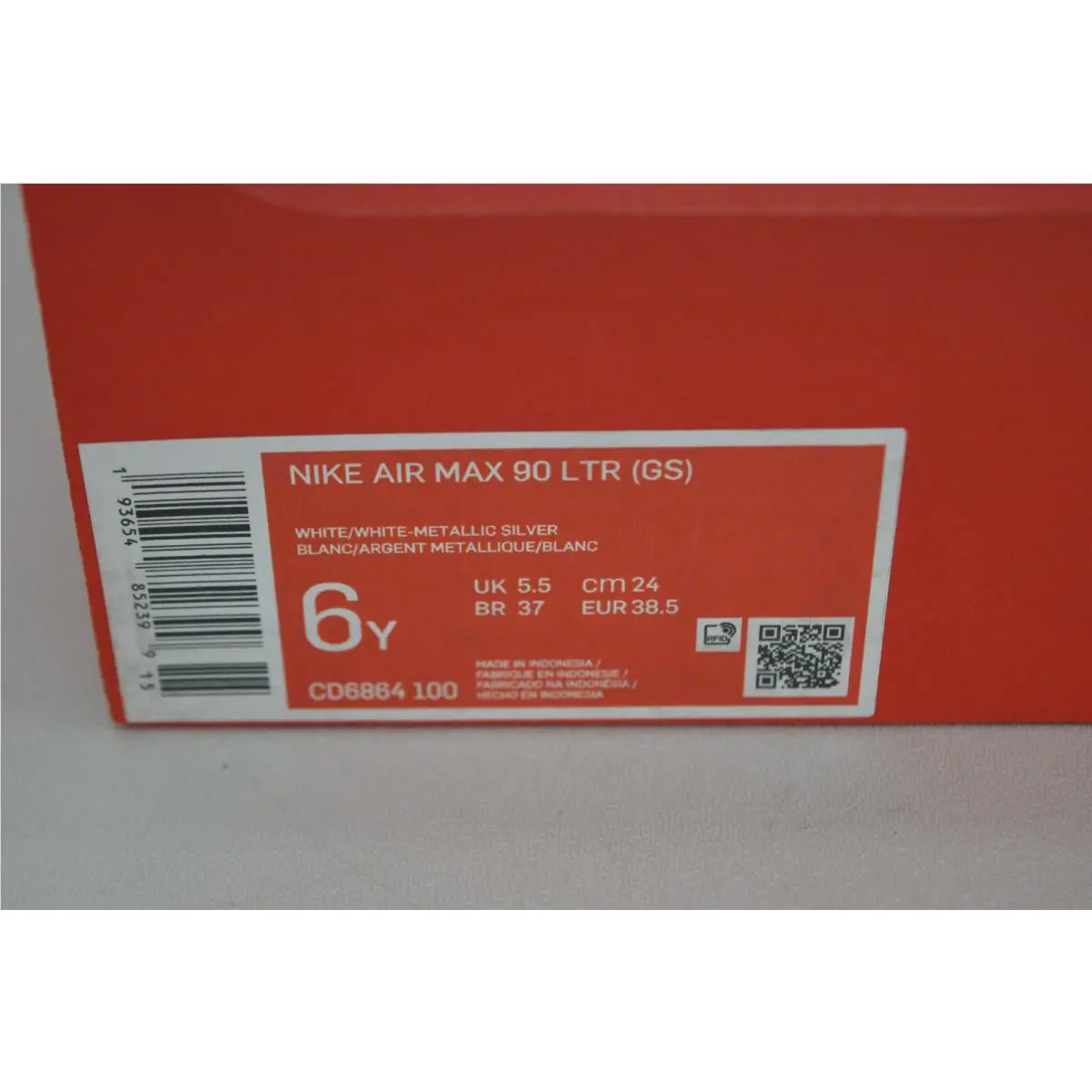 Nike shoes - 193654852399 - 193654852399 - White/White Metallic Silver (UPC: 193654852399) 4