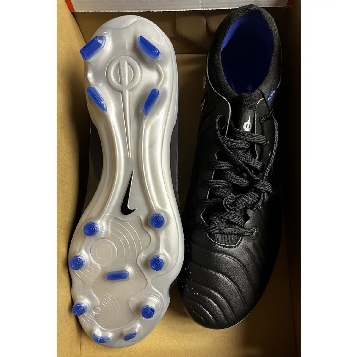 Nike shoes - Legend - Legend - DV 04333 040 - Black/chrome (UPC: 00196608056706) 0