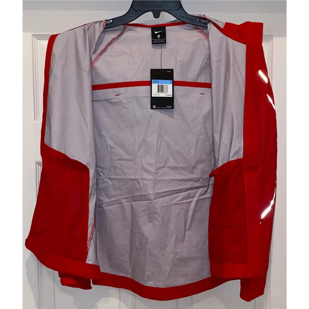 Nike clothing - NIKE Woven HyperShield Lightweight - Woven HyperShield Lightweight - AJ3657 - Red, Main: Red (UPC: 885178966767) 1