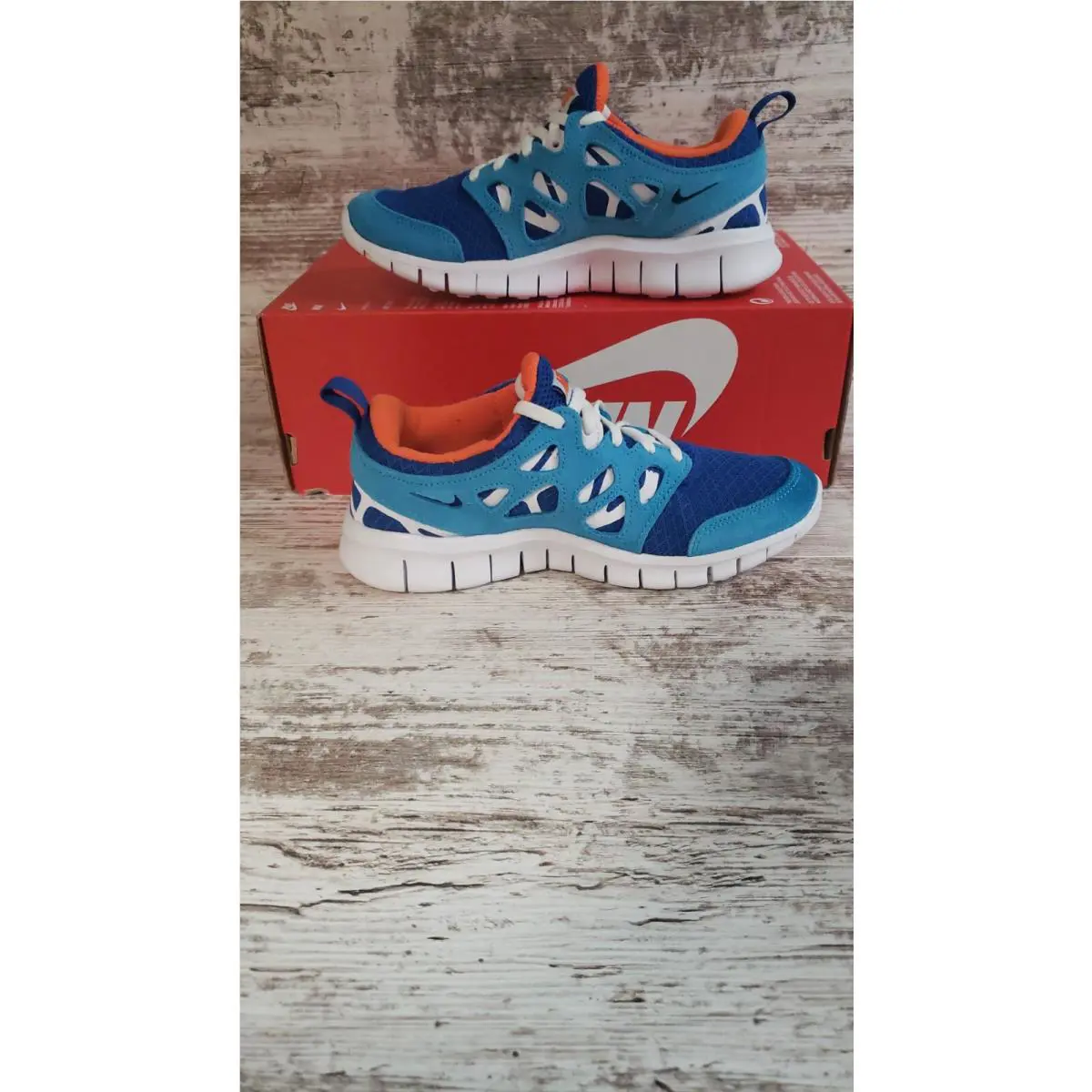 Nike shoes - Nike Free Run 2 - Free Run - Laser Blue/Safety Orange (UPC: 196149532424) 2