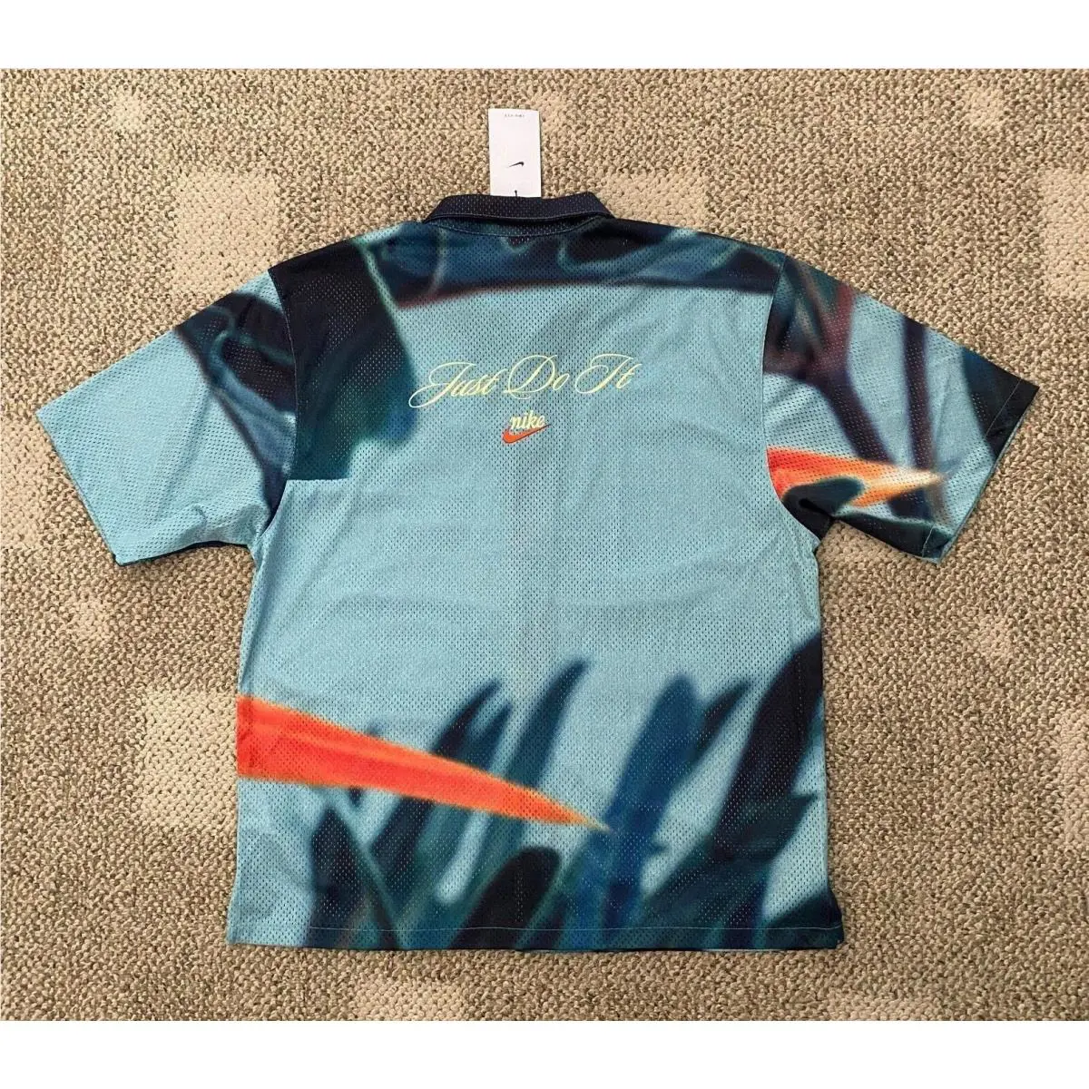 Nike clothing - Multicolor (UPC: 195868278675) 1
