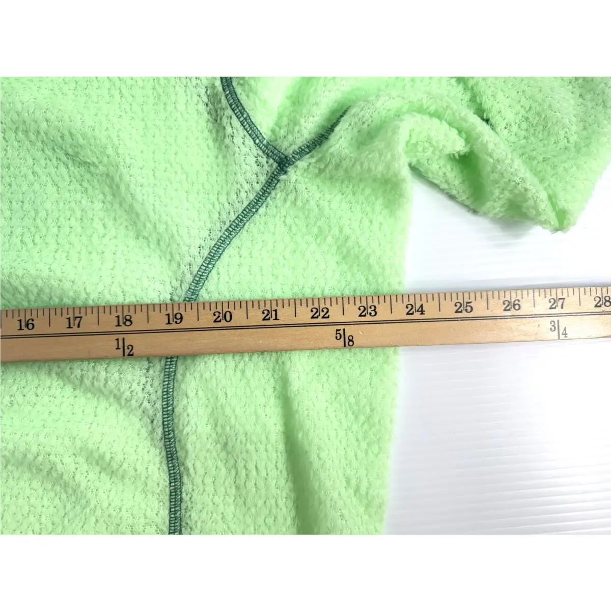 Nike clothing - DV9426 376 - DV9426 376 - Green (UPC: 196977930065) 6