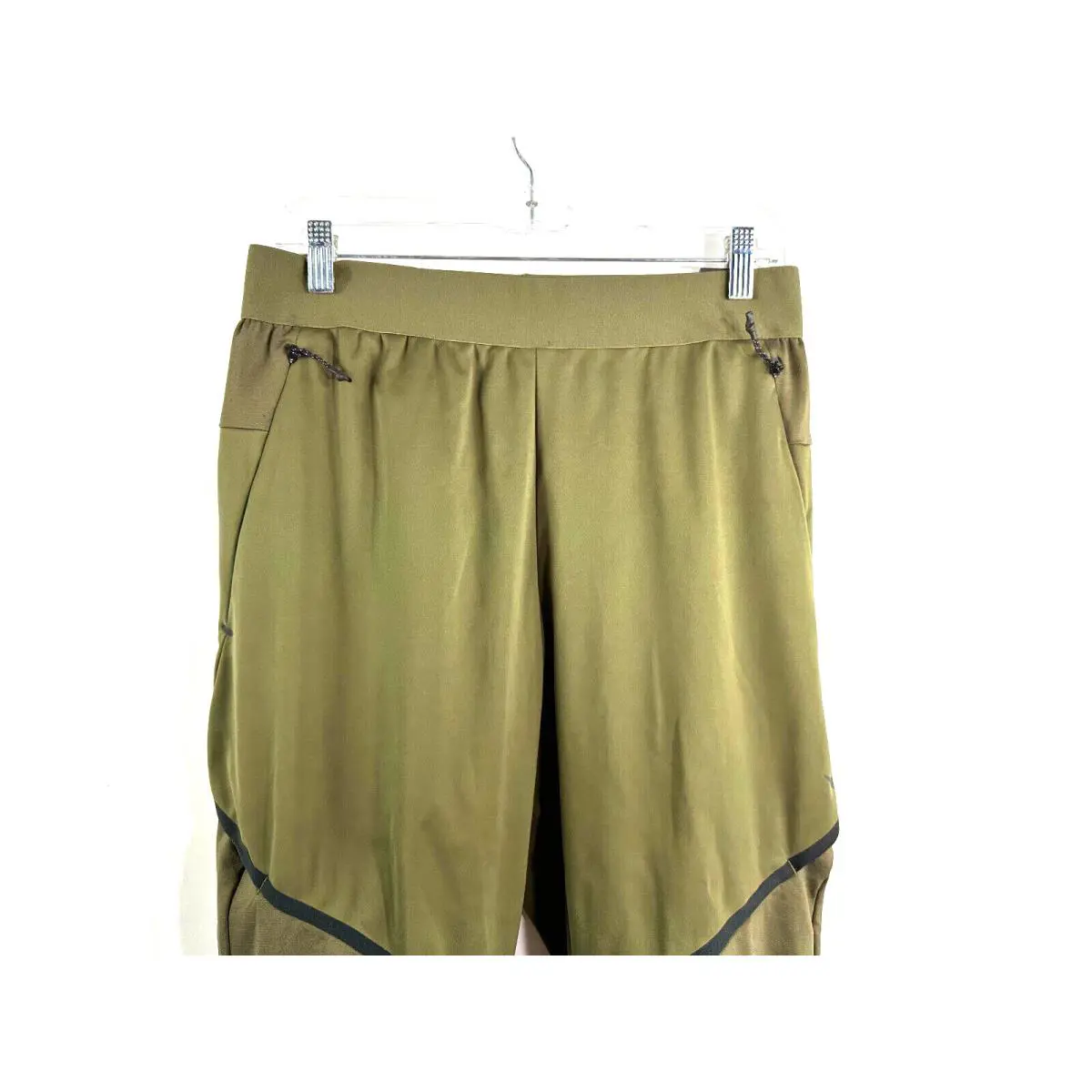 Nike clothing - Dri-Fit - Green 1