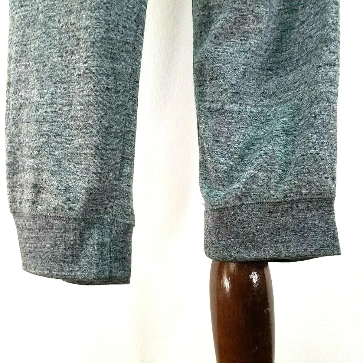 Nike clothing - 929172-091 - 929172-091 - Gray (UPC: 888413289980) 3