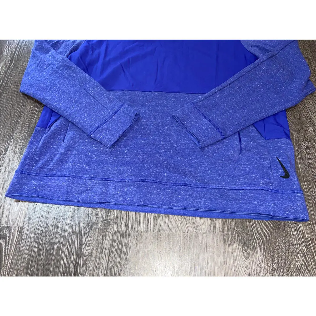 Nike clothing - Blue (UPC: 195239868924) 1