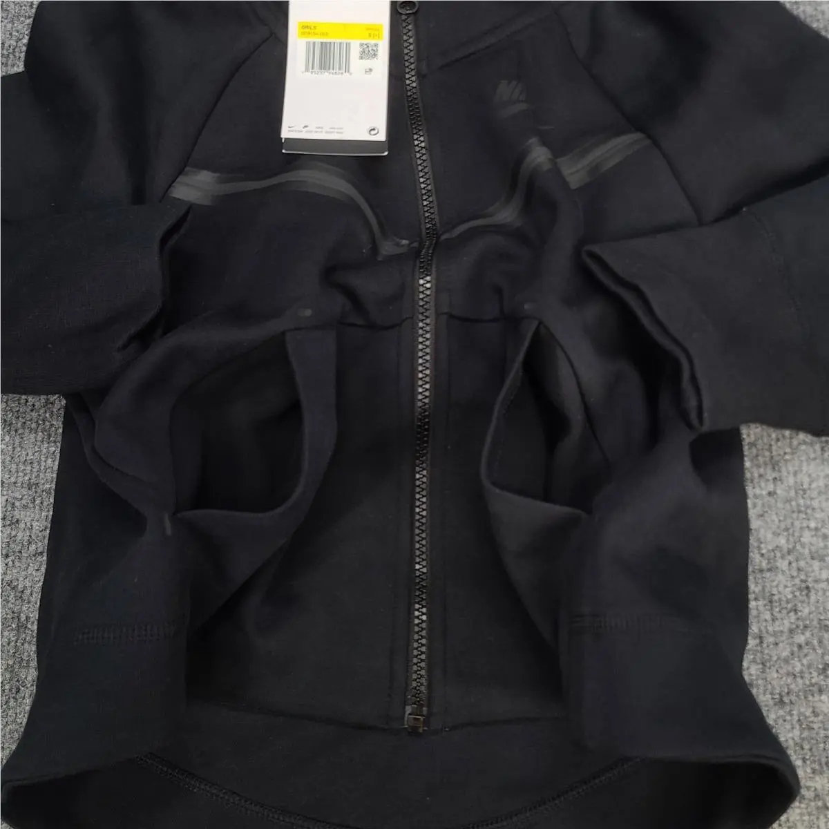 Nike clothing - DD9154-010 - DD9154-010 - Black (UPC: 195237948260) 3