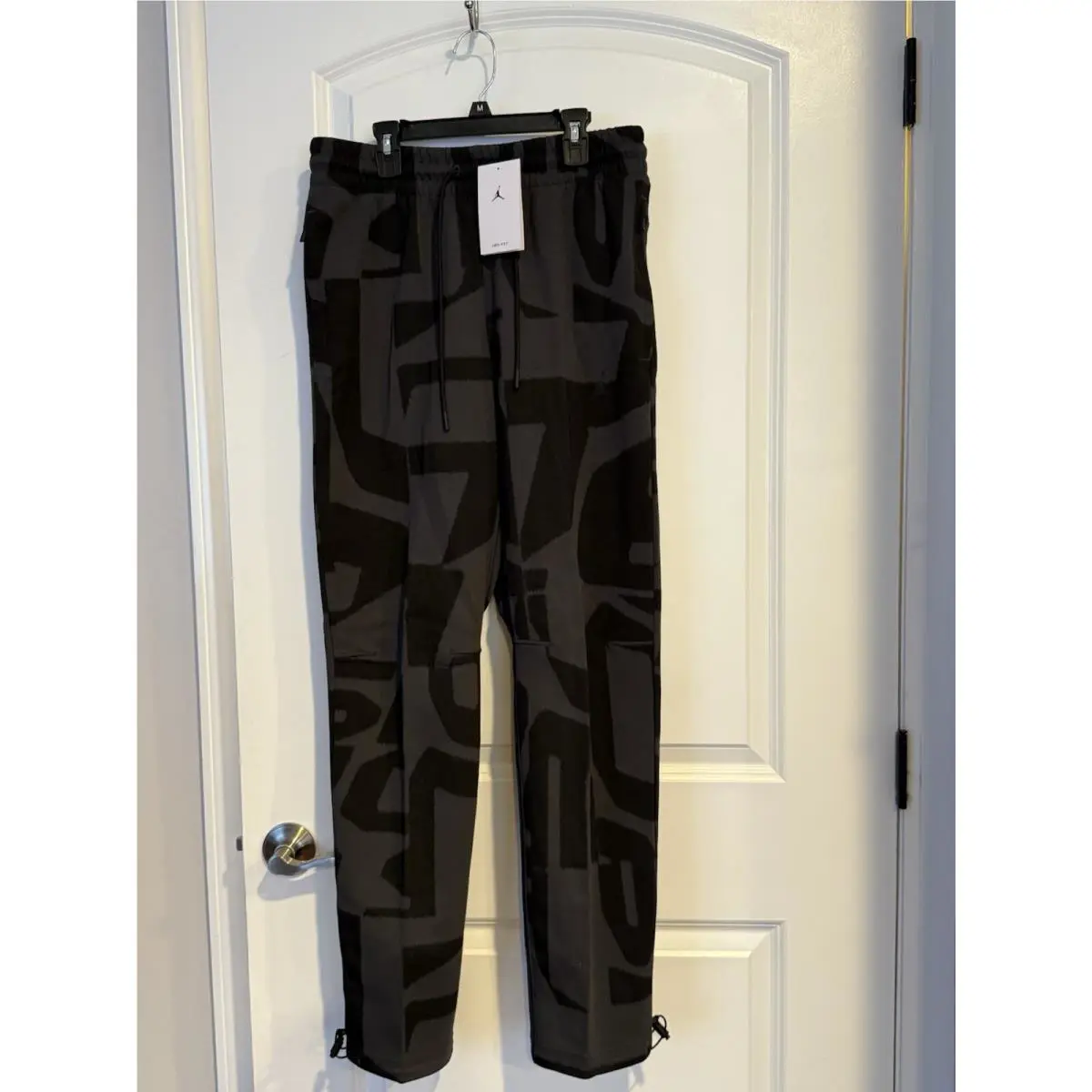 Nike clothing - Black (UPC: 197596559545) 4