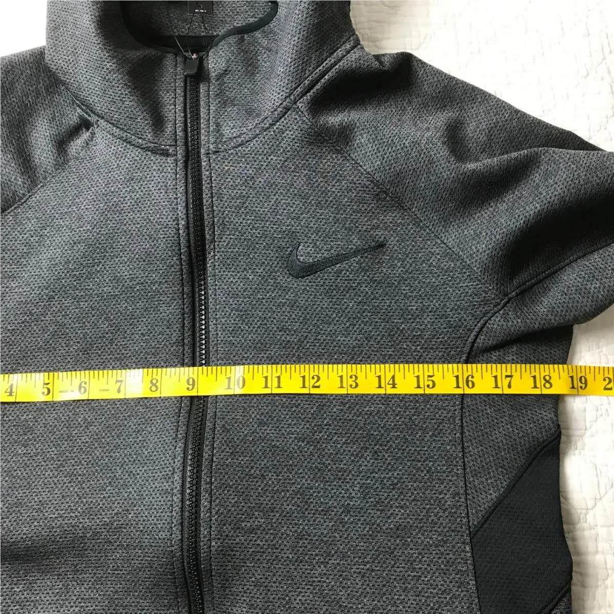 Nike clothing - Nike Therma Flex Showtime - Therma Flex Showtime - AT3263-010 - Black Heather/Anthracite/Black Heather 7