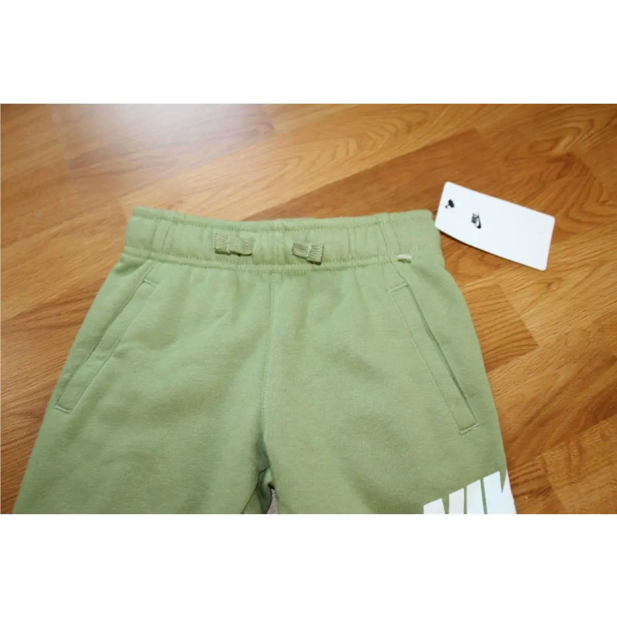 Nike clothing - Blue (UPC: 825664395107) 2
