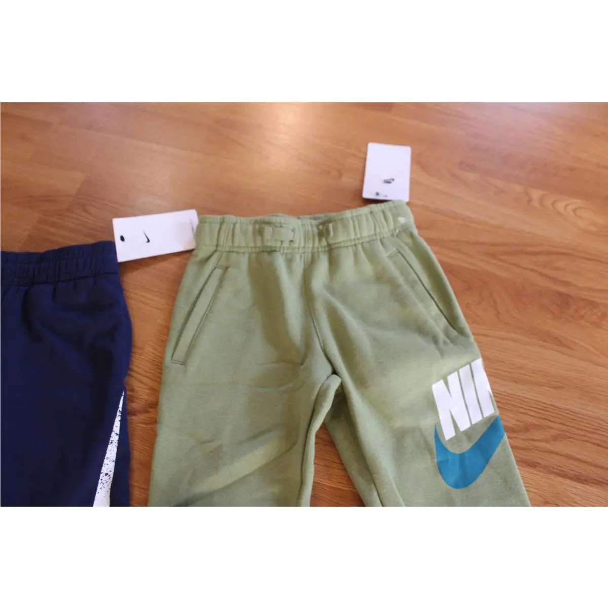 Nike clothing - Blue (UPC: 825664395107) 6