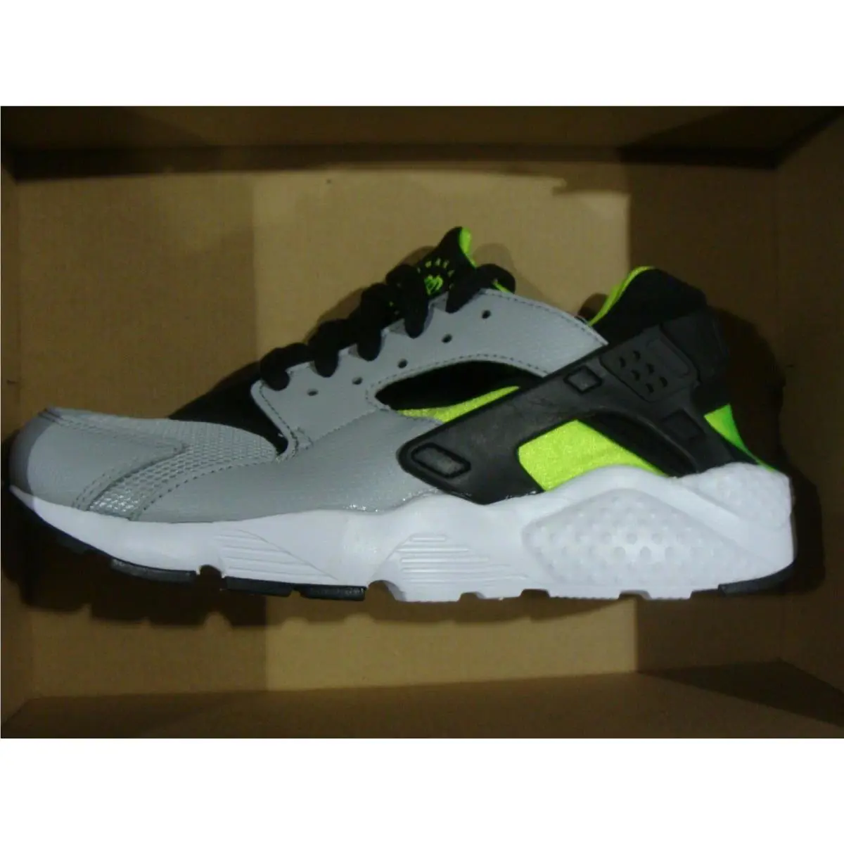 Nike shoes - WOLF GREY/BLACK ELECTRIC GREEN 3