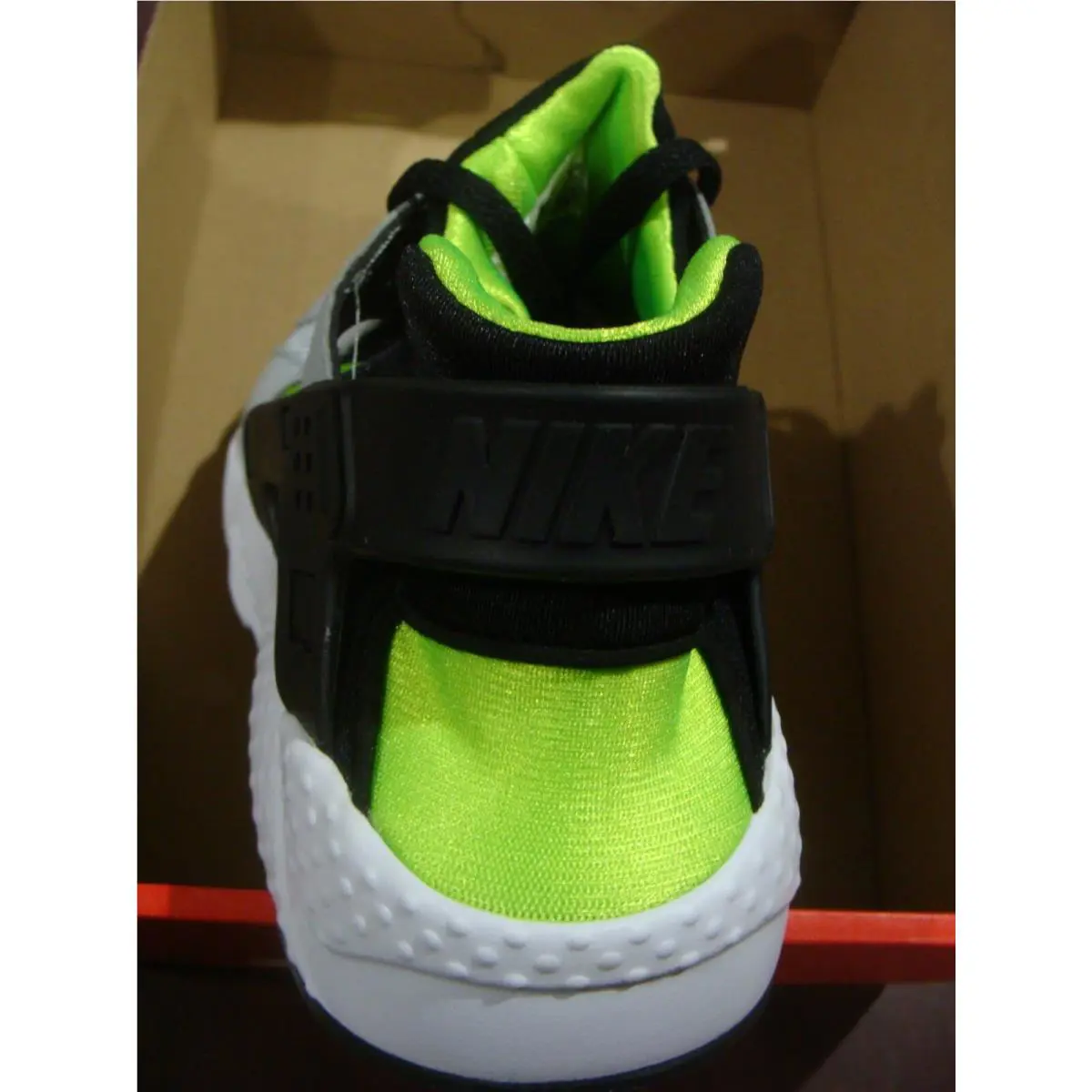 Nike shoes - WOLF GREY/BLACK ELECTRIC GREEN 4