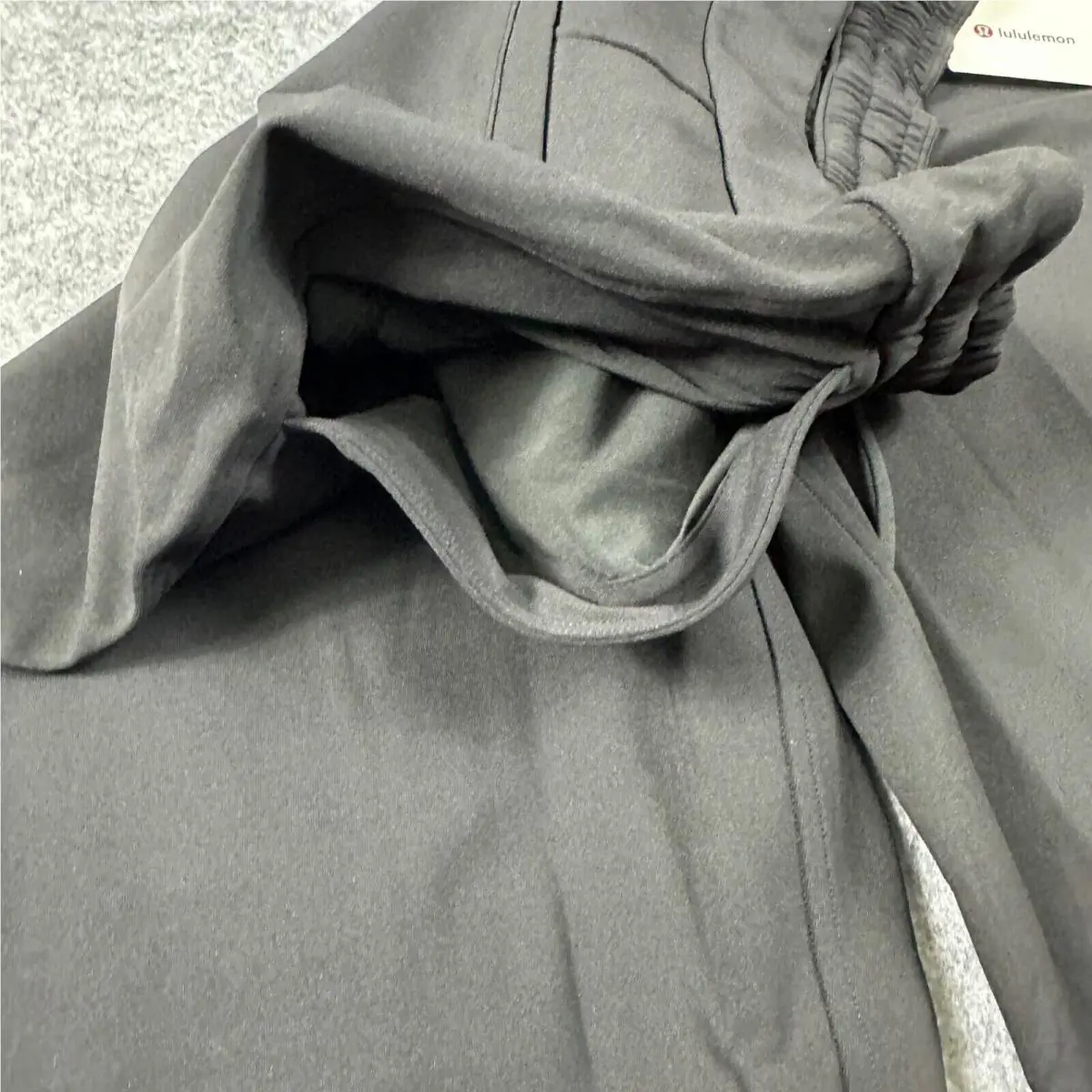 Lululemon clothing - Black 5