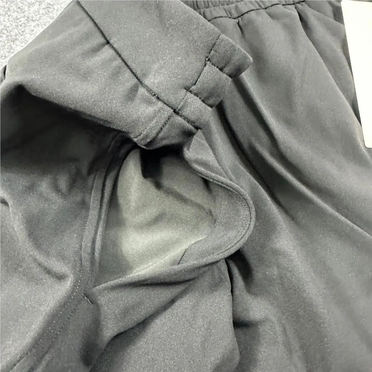 Lululemon clothing - Black 4