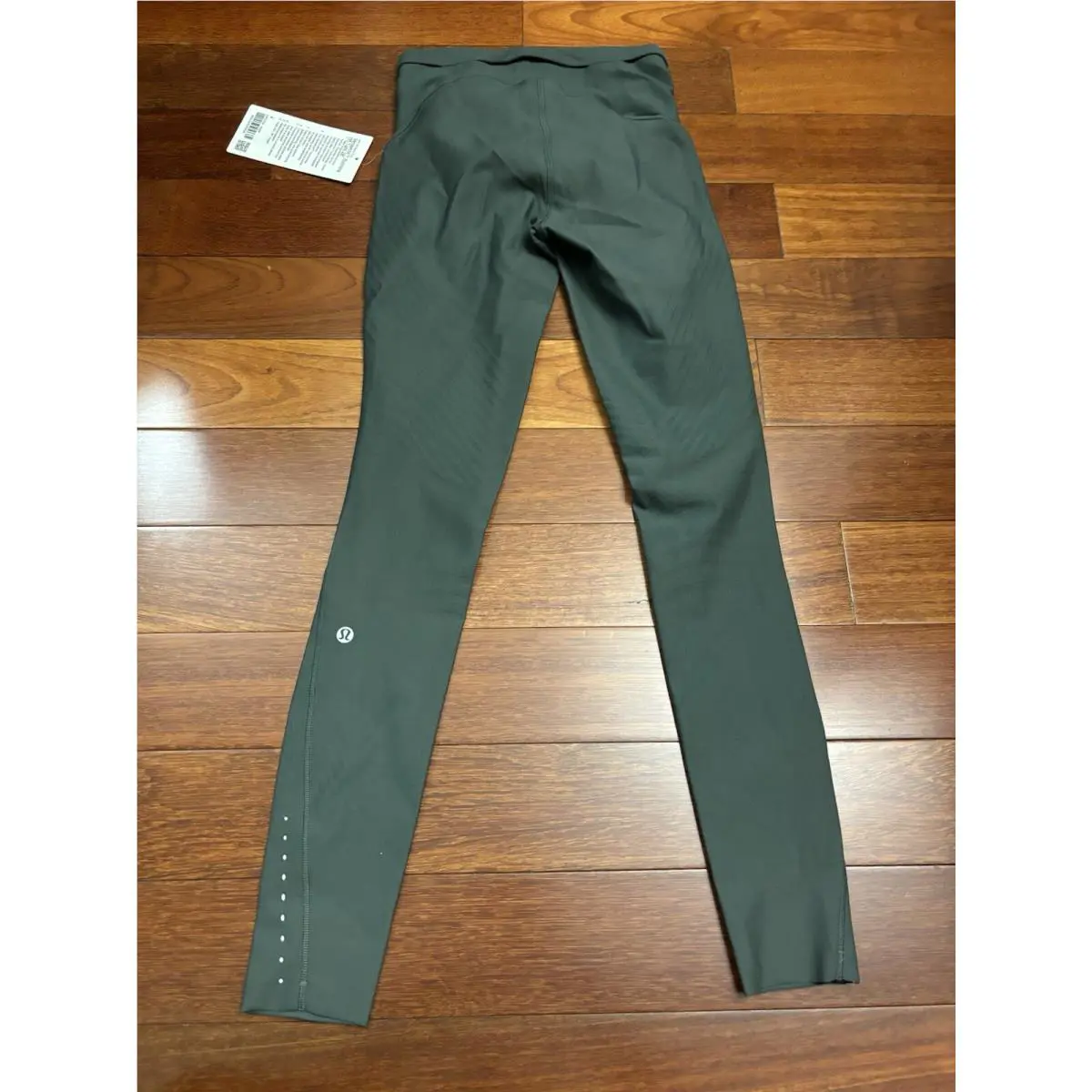 Lululemon clothing - Green 3
