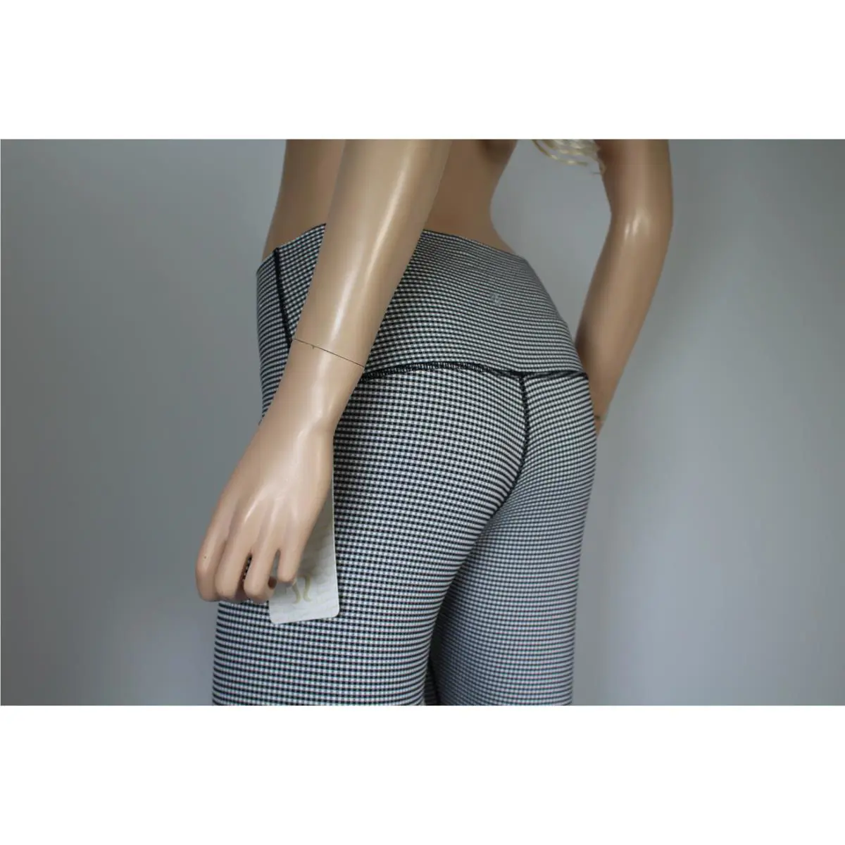 Lululemon clothing - Black/White 5